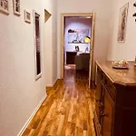 Apartment Stylische Altbauwohnung Striesen Ruhig Und Zentral