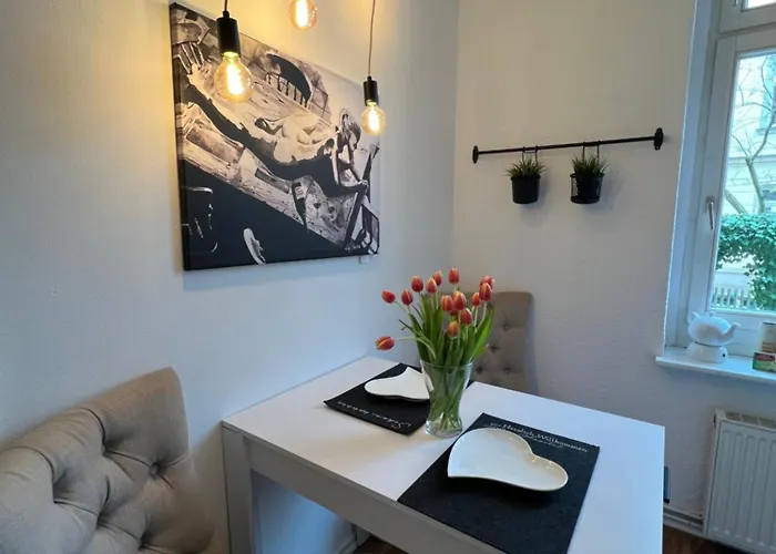 Apartman Stylische Altbauwohnung Dresden Striesen Ruhig Und Zentral *