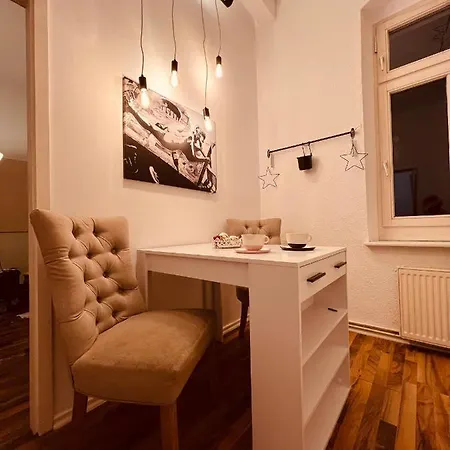 Lägenhet Charmante In Striesen - Frau Pie Dresden