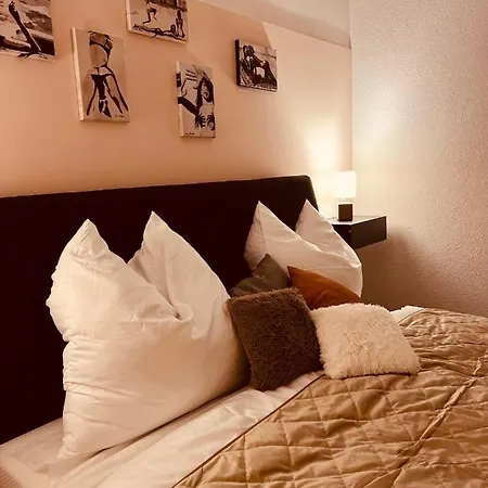 Lägenhet Charmante In Striesen - Frau Pie Dresden