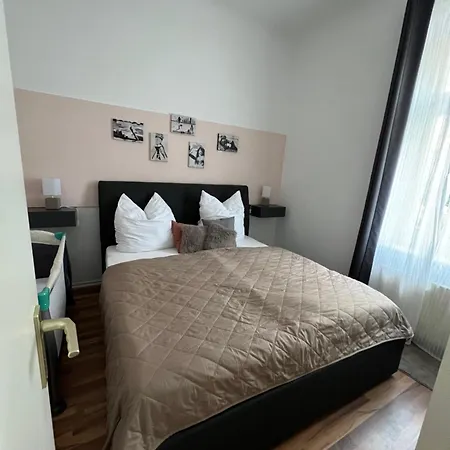 Stylische Altbauwohnung Striesen Ruhig Und Zentral