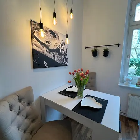 Lägenhet Charmante In Striesen - Frau Pie *